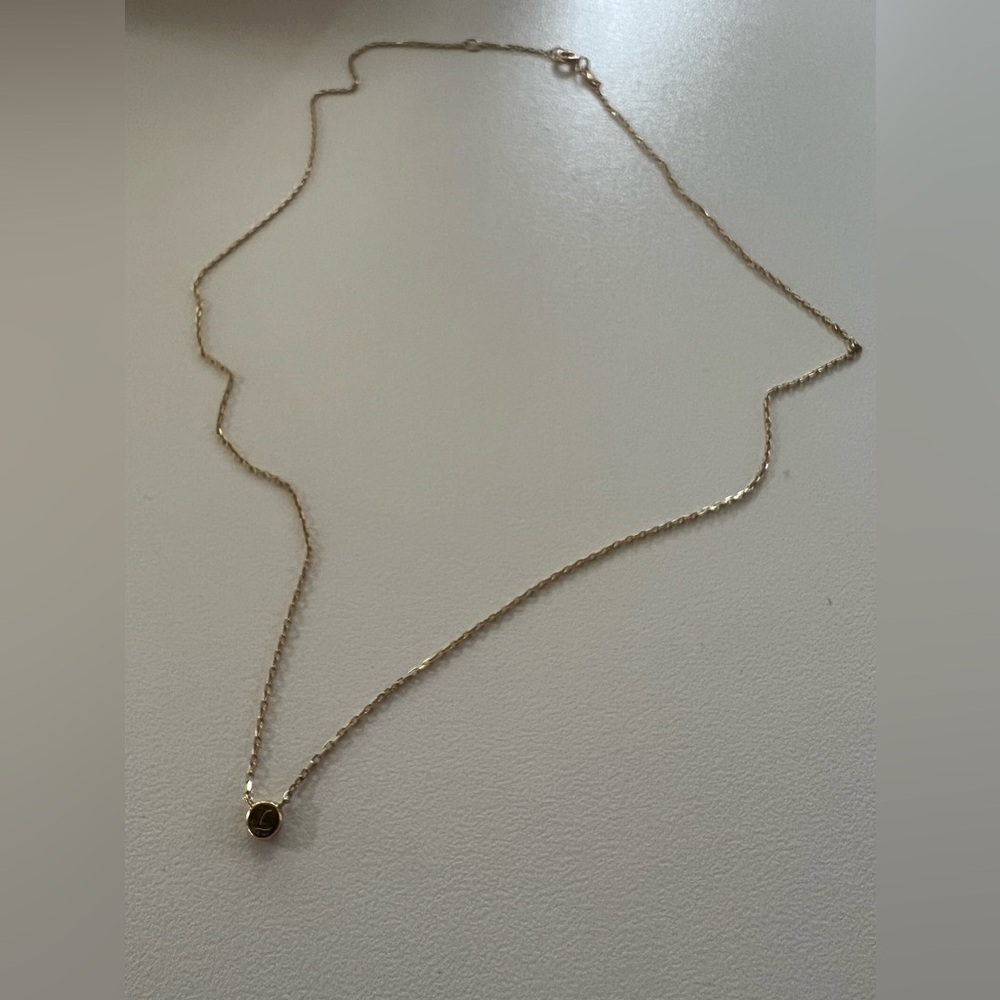LUNNE (korean brand)
14K Diamond Essential Bezel Necklace (14K Gold) #LCN02 - Picture 2 of 15